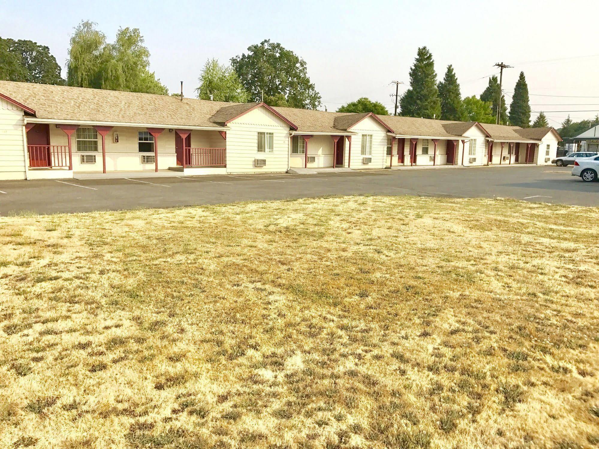 Travelers Inn Motel Salem Buitenkant foto