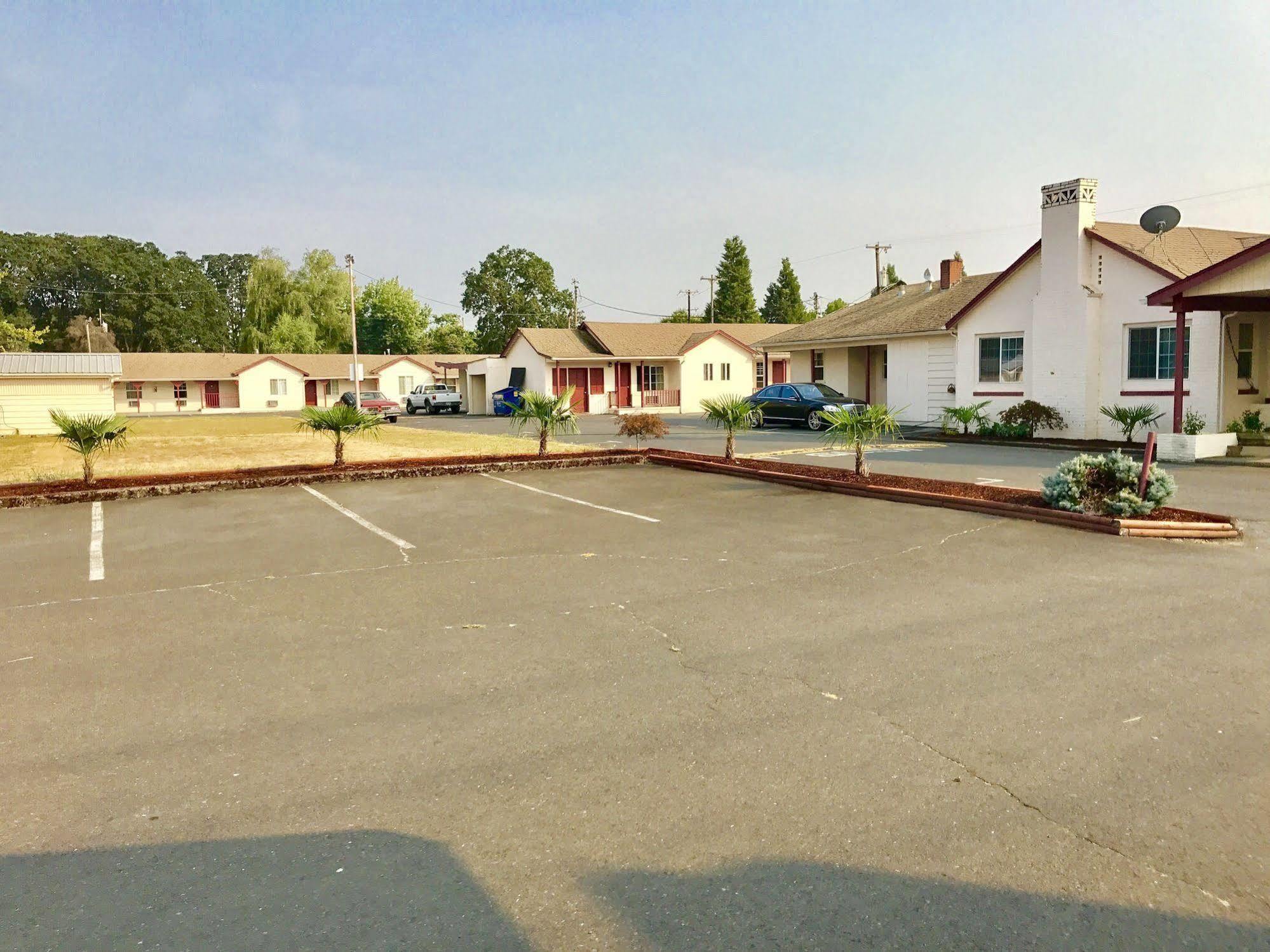 Travelers Inn Motel Salem Buitenkant foto