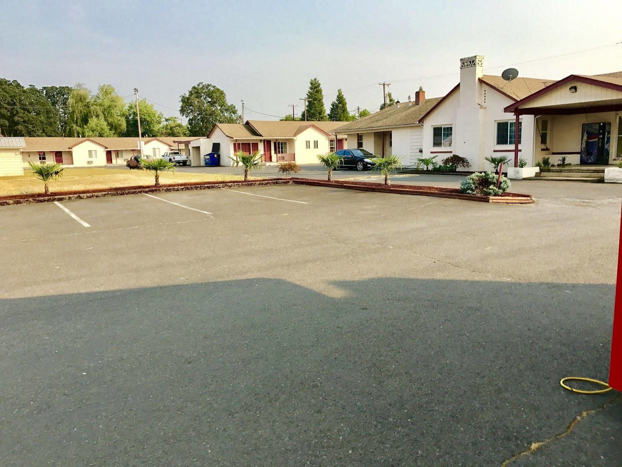 Travelers Inn Motel Salem Buitenkant foto